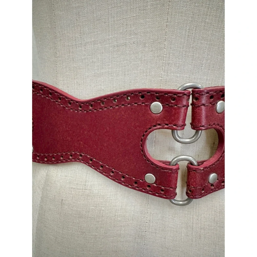 Hinged Wide Waist Belt Womens Medium‎ Red Excellent Bonded Leather Western